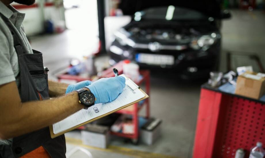 Serwis samochodowy Mercedes — jak wybrać rzetelne miejsce naprawy
