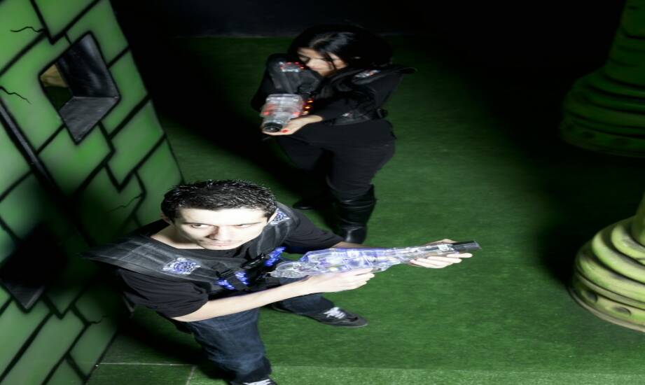 Paintball laserowy mobilnie — pomysły na organizację zabawy z dojazdem
