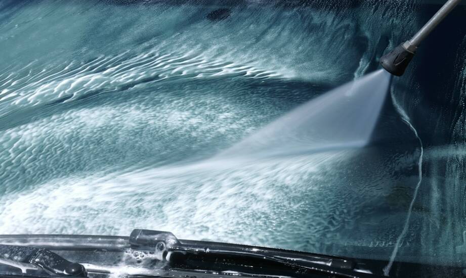 Awaria hydrauliczna nocą: szybkie sposoby na usunięcie przecieków i zatorów