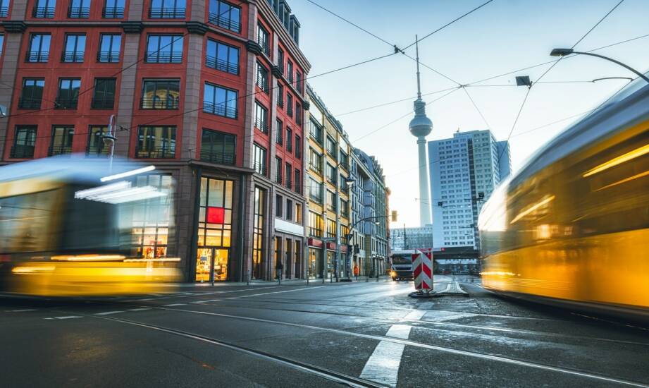 Połączenia międzynarodowe: jak wybrać najlepszy przewóz do Berlina