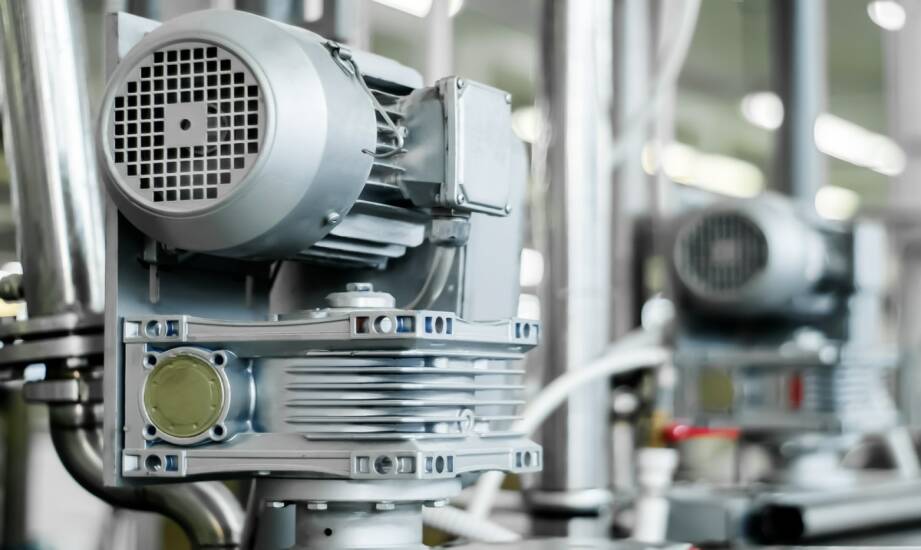 Instalacje sprężonego powietrza — co warto wiedzieć przed wyborem systemu