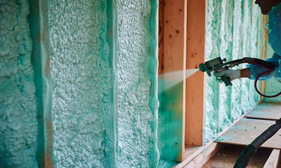 Izolacje przeciwwilgociowe: skuteczne metody ochrony budynków
