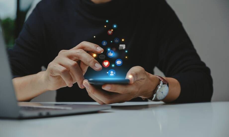 Tworzenie aplikacji mobilnych: kluczowe trendy i pomysły na 2026
