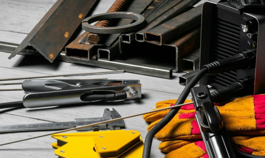 Narzędzia do obróbki metalu: przegląd najważniejszych rozwiązań i zastosowań