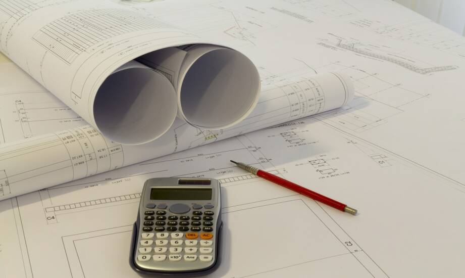 Model finansowy w projekcie deweloperskim: kluczowe elementy i założenia