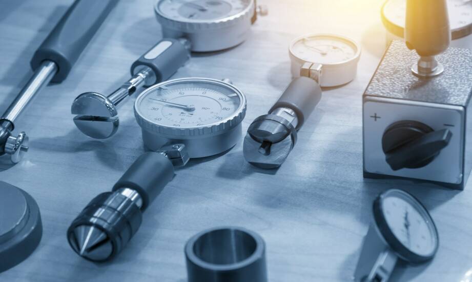 Badania trwałościowe: co warto wiedzieć o testach materiałów i produktów