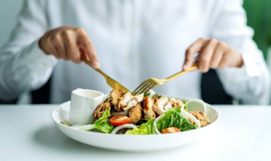 Catering dietetyczny — jak wybrać najlepszą opcję żywieniową na co dzień