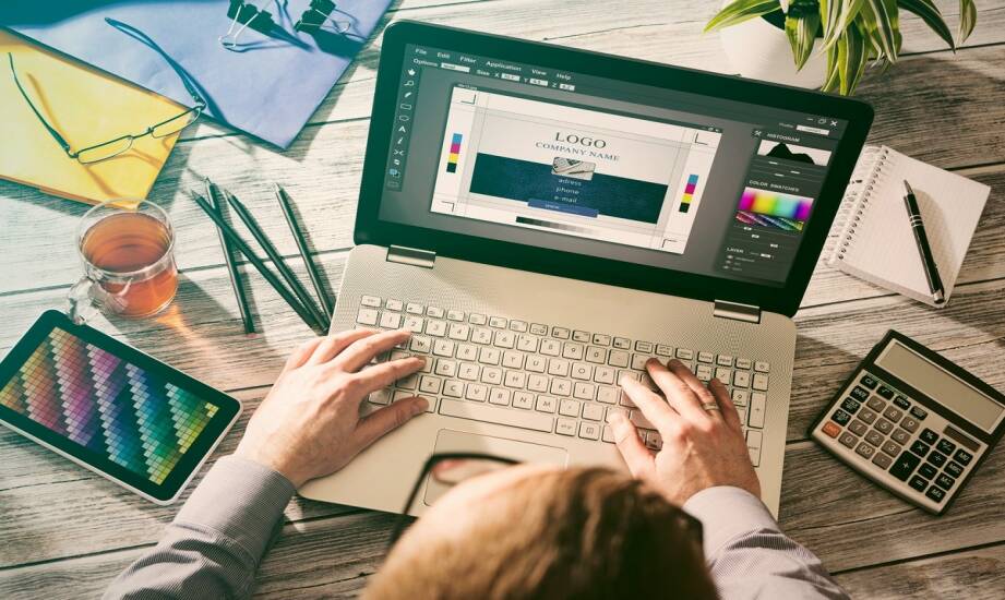 Tworzenie stron internetowych — kluczowe trendy i pomysły na start