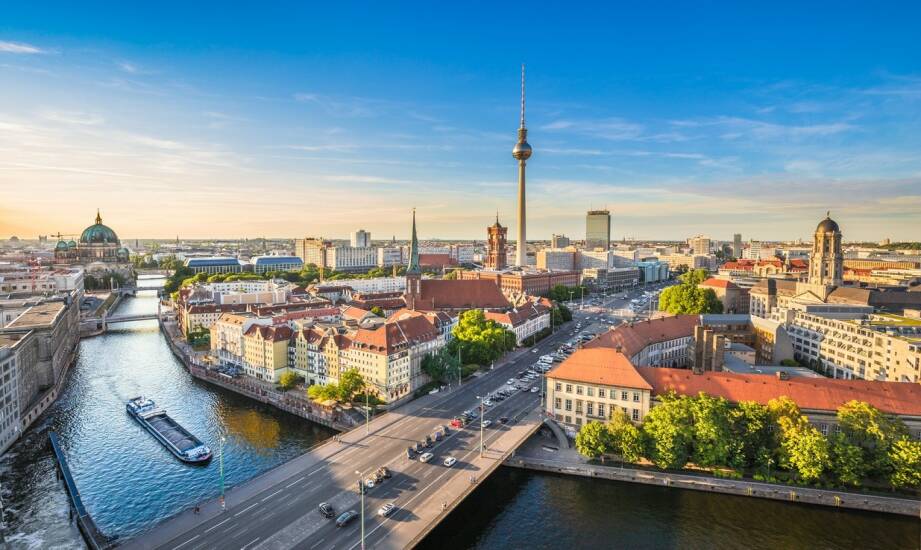 Przejazdy międzynarodowe: porównanie opcji podróży Szczecin–Berlin