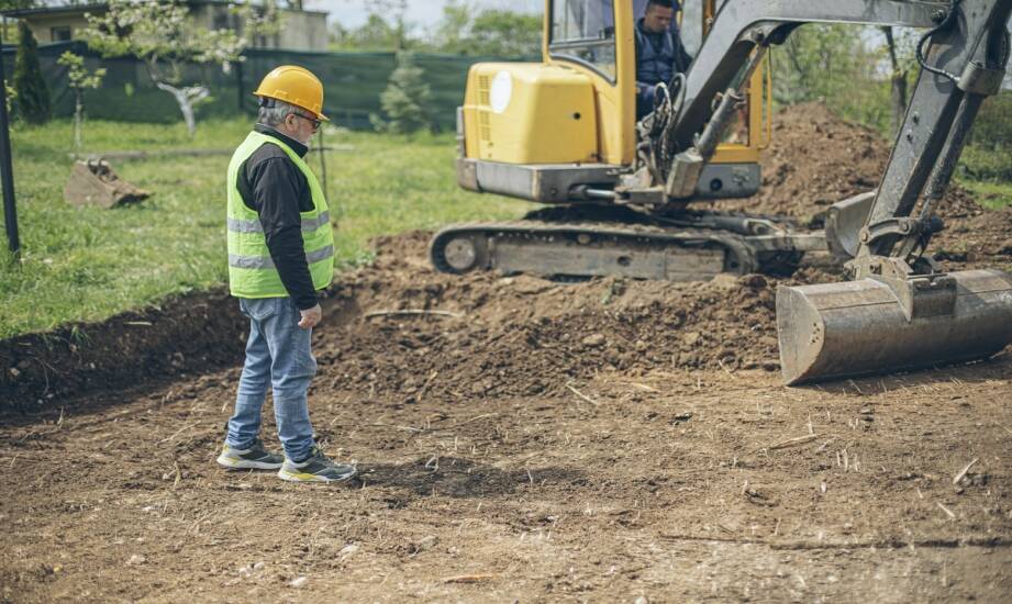 Roboty ziemne: co warto wiedzieć przed rozpoczęciem prac budowlanych