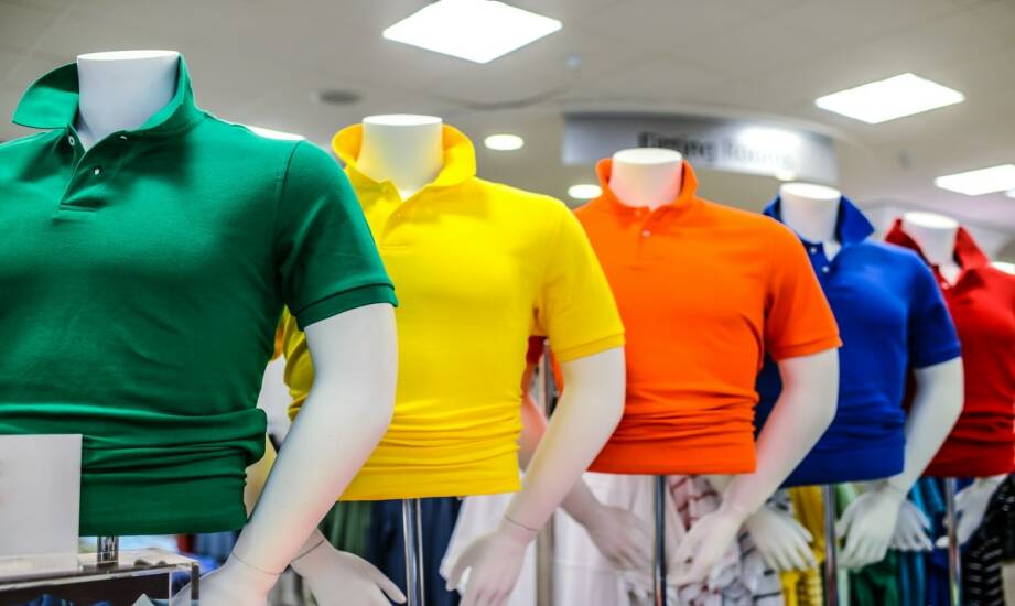 Koszulki reklamowe polo — jak wybrać model zwiększający rozpoznawalność marki