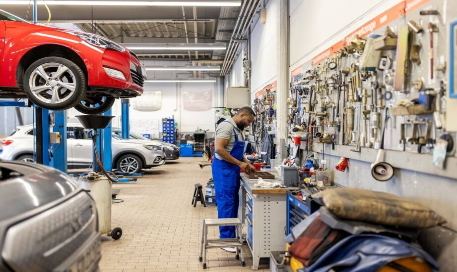 Serwis Mercedes — co warto wiedzieć przed wyborem warsztatu