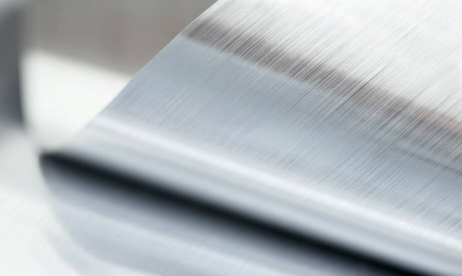 Malowanie inox: sposoby i efekty trwałej powłoki na stali nierdzewnej