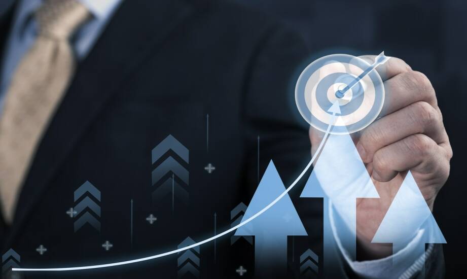 Marketing w lejku sprzedażowym: strategie przyciągające uwagę na topie