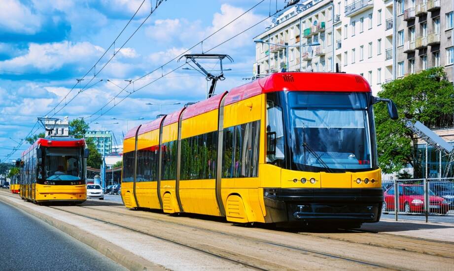 Przejazdy Szczecin–Berlin: porównanie opcji transportu i praktyczne wskazówki