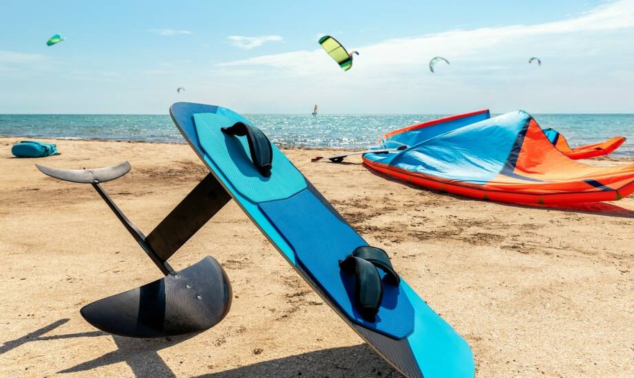Dobór trapezu kitesurfingowego: kluczowe kryteria i porównanie modeli