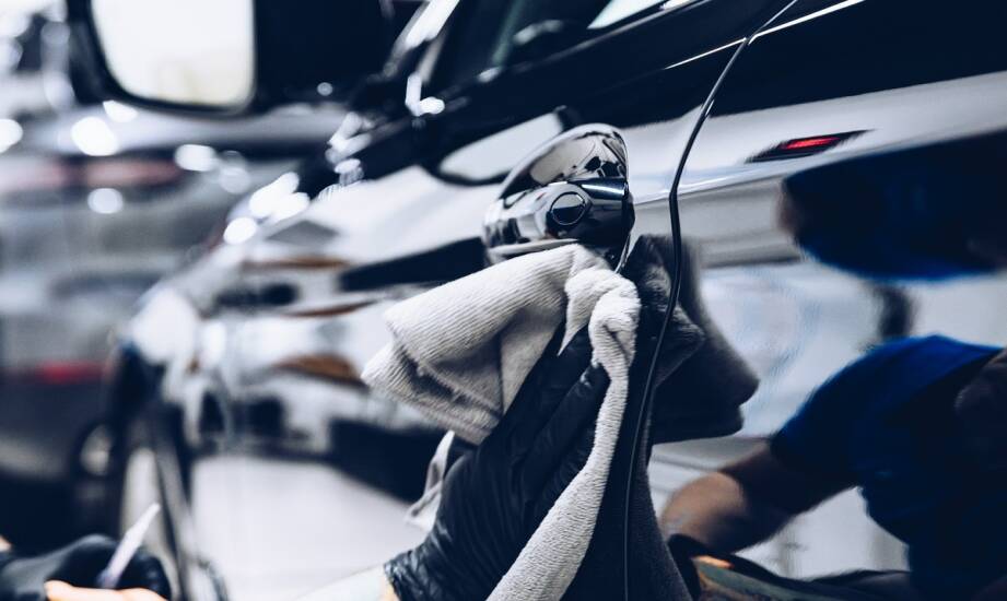 Kupno samochodu luksusowego — co warto wiedzieć przed wyborem dealera Mercedes-Benz