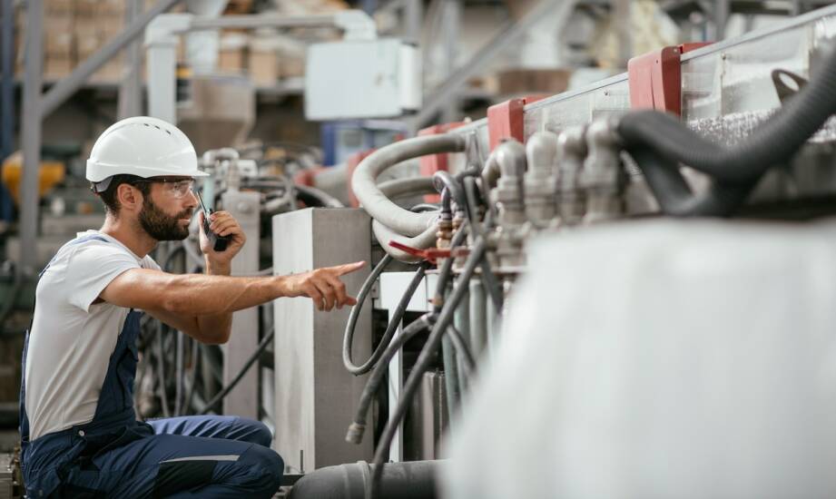 Przemysłowe instalacje elektryczne — kluczowe zasady projektowania i bezpieczeństwa