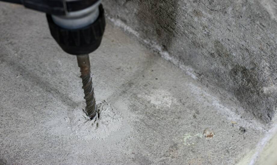 Wiercenie w betonie: metody, narzędzia i praktyczne wskazówki