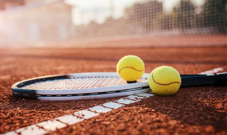 Tenis ziemny: jak zacząć i co warto wiedzieć na początek
