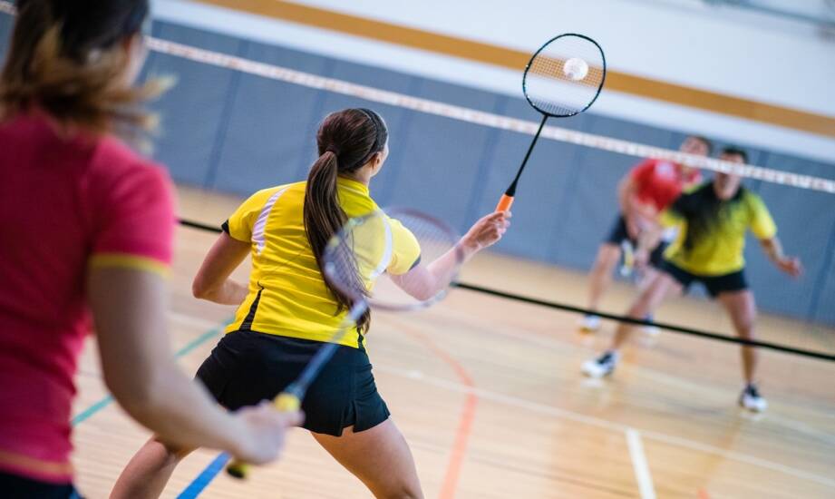 Szkółka squasha — jak zacząć przygodę ze sportem i treningiem