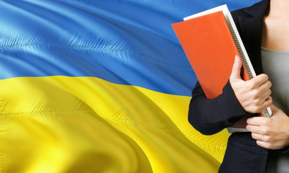 Lektor ukraiński — jak wybrać najlepszego lektora do nauki i tłumaczeń