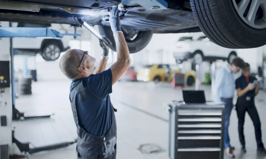 Serwis Mercedes — jak utrzymać niezawodność i wartości samochodu