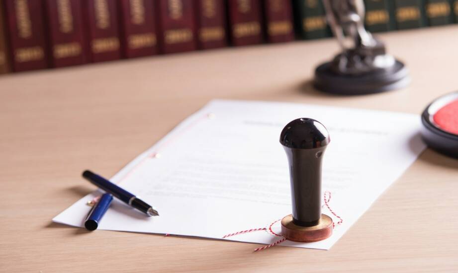 Notarialne formalności: co warto wiedzieć przed wizytą u notariusza