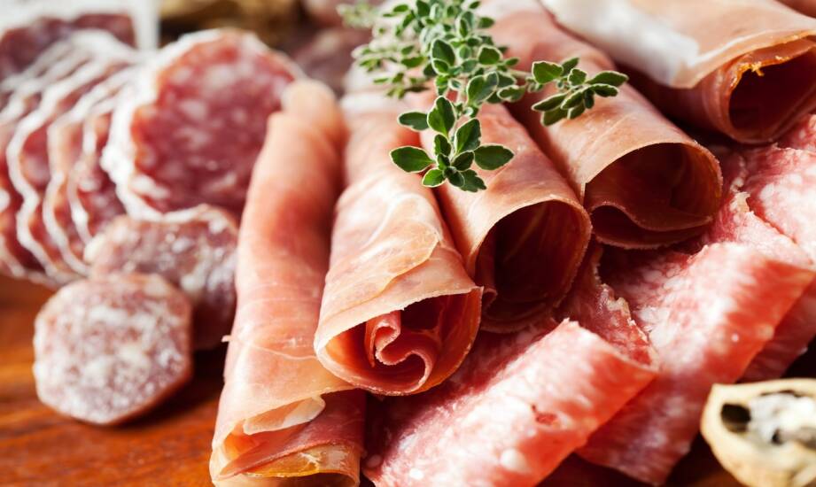 Salami węgierskie: historia, rodzaje i zastosowania w kuchni