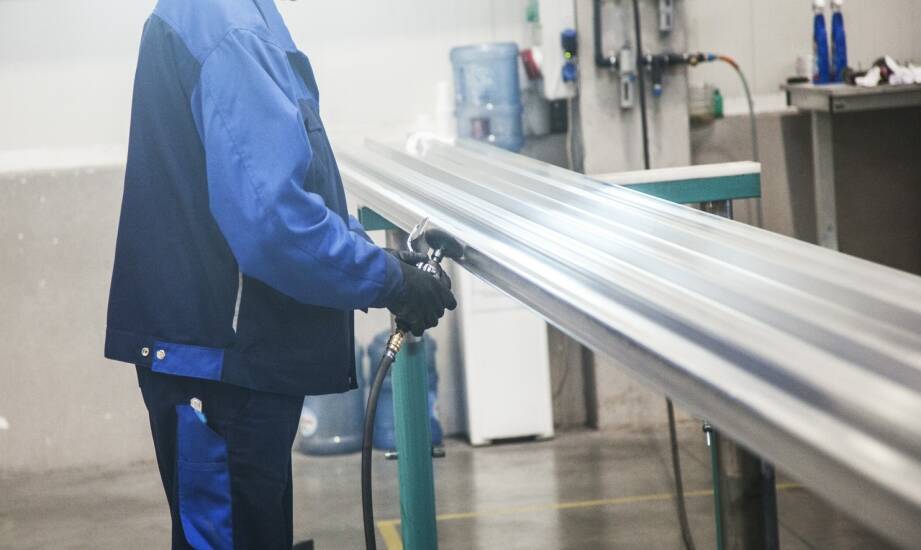 Odlewy ciśnieniowe aluminium: kluczowe zastosowania i korzyści procesu