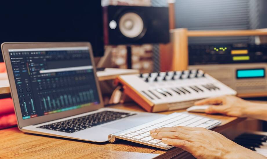 Montaż audio: techniki i narzędzia tworzenia profesjonalnego brzmienia