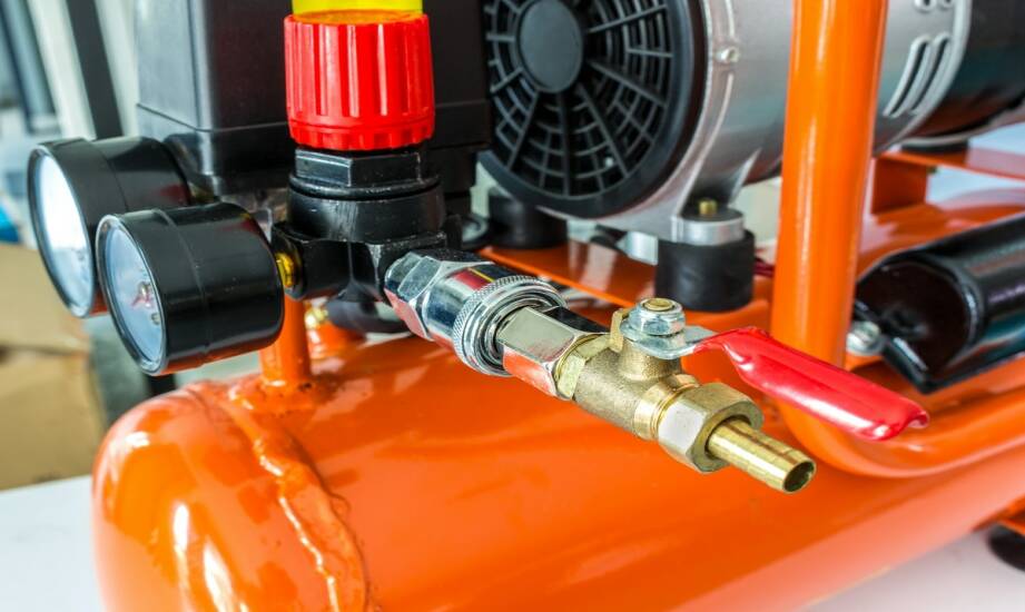 Chłodnica oleju hydraulicznego: jak działa i kiedy wymaga wymiany