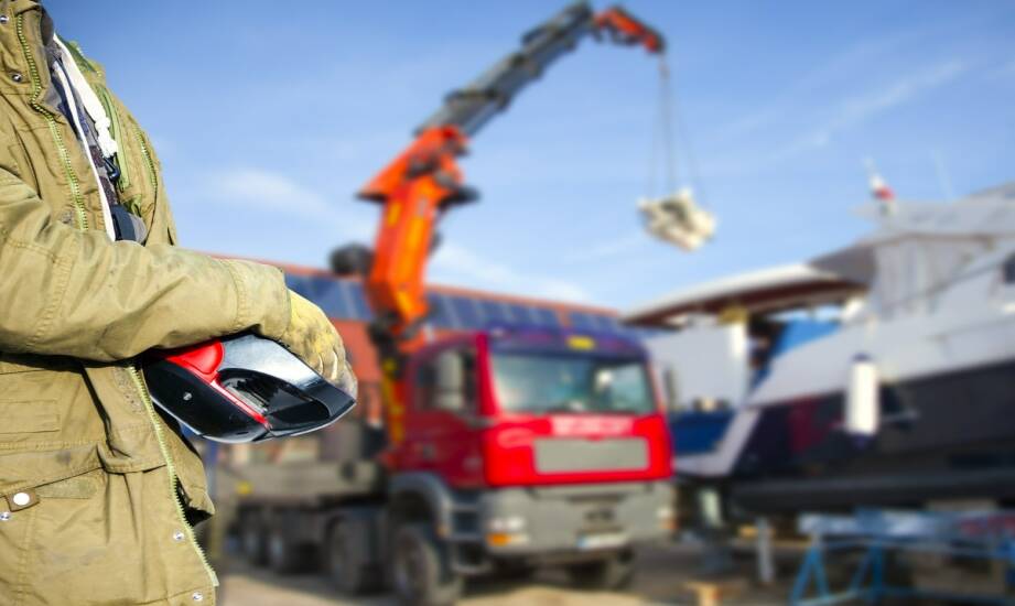Kursy ADR — co warto wiedzieć przed rozpoczęciem szkolenia przewozu towarów niebezpiecznych