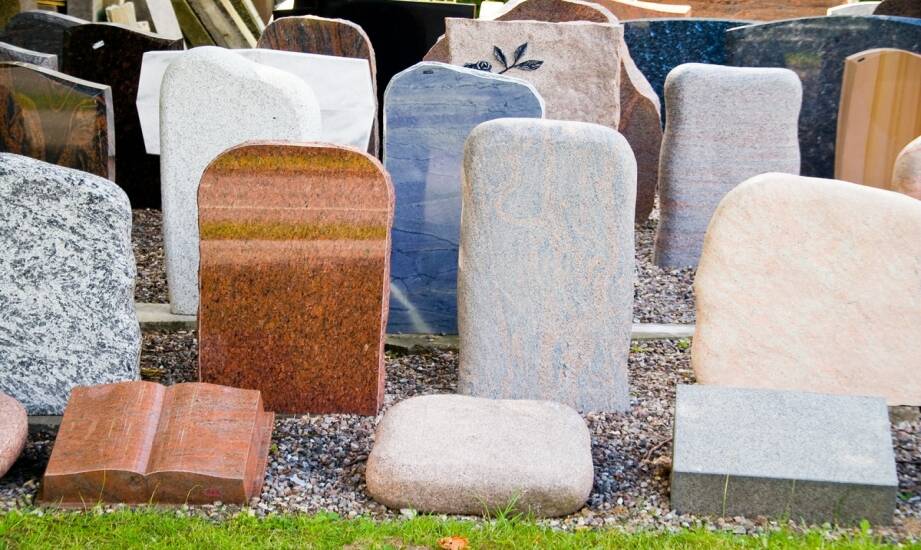 Sklep kamieniarski: jak wybrać materiał i zaplanować zakup nagrobka