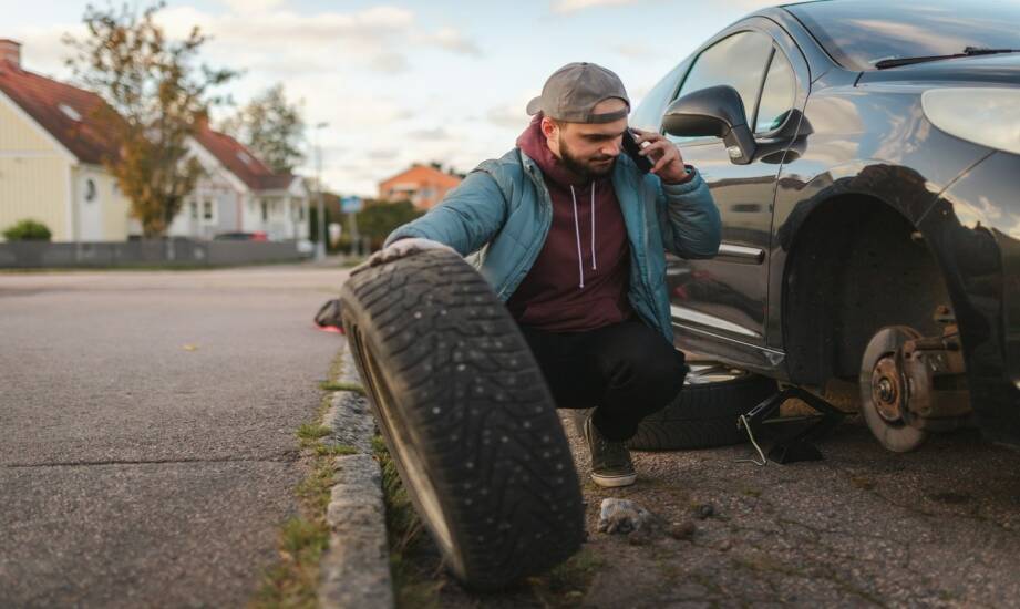 Mobilna pomoc oponiarska 24/7 — co warto wiedzieć przed wezwaniem