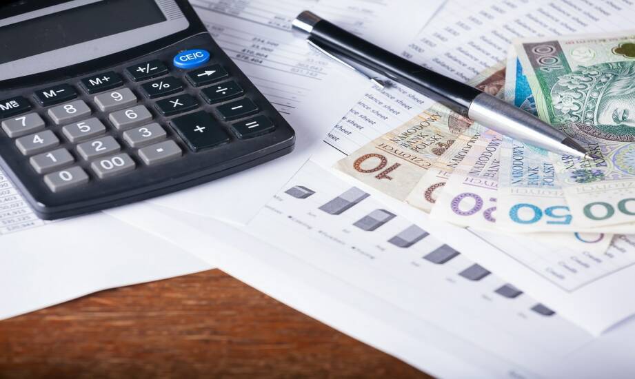 Faktoring: jak działa i kiedy warto rozważyć tę formę finansowania