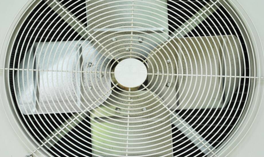 Wentylatory przemysłowe: jak wybrać typ i parametry do zastosowań HVAC