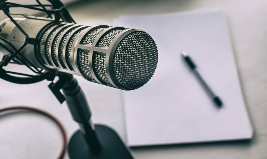 Nagrywanie podcastów: praktyczne wskazówki dla początkujących twórców