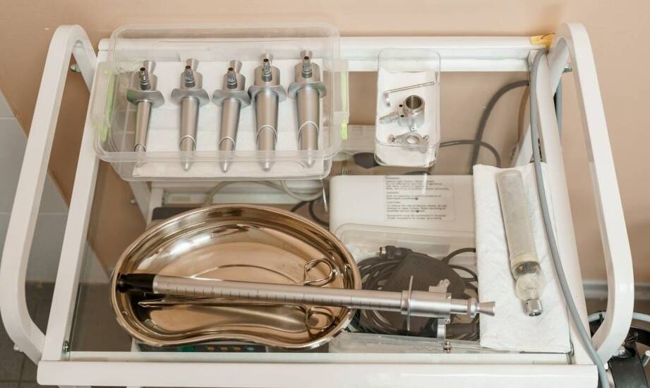 Kiedy lokalne zaopatrzenie gabinetu stomatologicznego ogranicza ryzyko przestojów w pracy