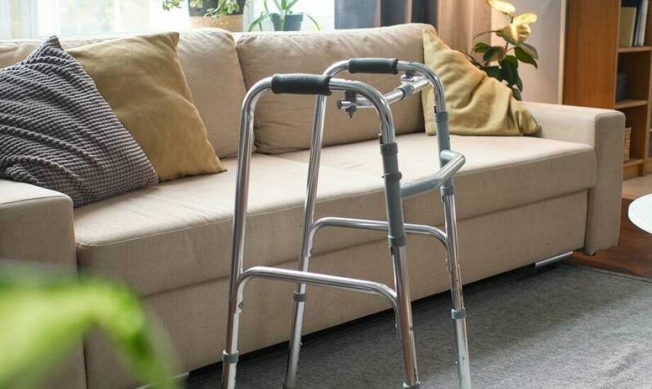Kiedy opieka domowa przestaje wystarczać seniorowi z demencją lub Parkinsonem