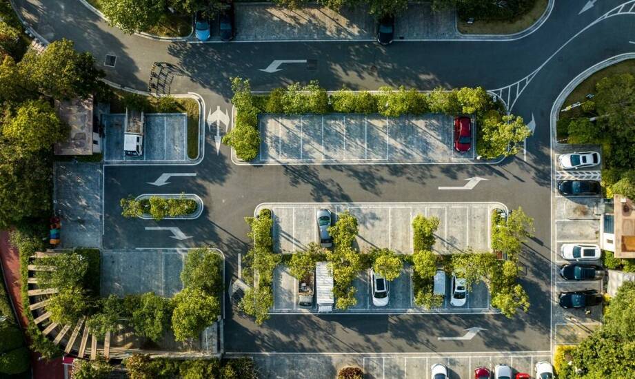 Wesele w okolicach Jasła: kiedy sala z noclegiem i parkingiem naprawdę ma znaczenie