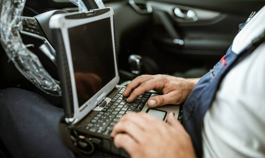 Jak rozpoznać wiarygodne bezpłatne testy online do nauki teorii przed egzaminem