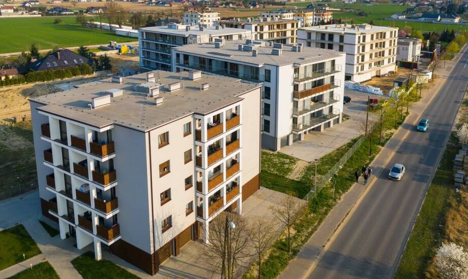 Nowe osiedla szeregowe pod Rzeszowem w 2026 roku: czego rodziny będą oczekiwać poza lokalizacją