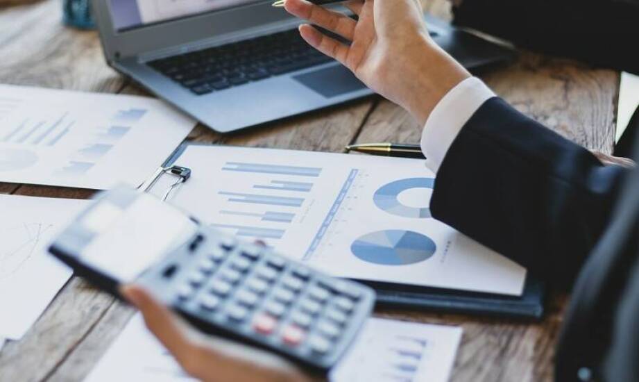 Jak ocenić bazę kontaktów B2B przed zakupem, gdy liczą się jakość i zgody marketingowe