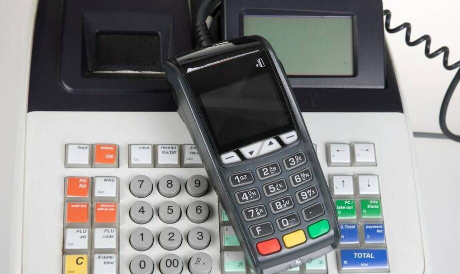Kiedy terminal płatniczy powinien być częścią systemu z kasą i wagą