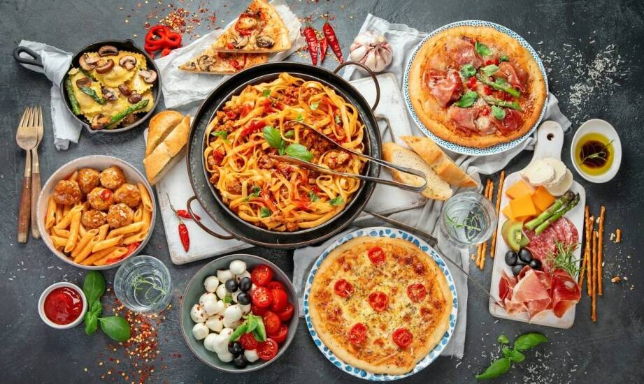 Jak czytać sekcję makaronów w toruńskim menu włoskim: kształt, sos i nadzienie