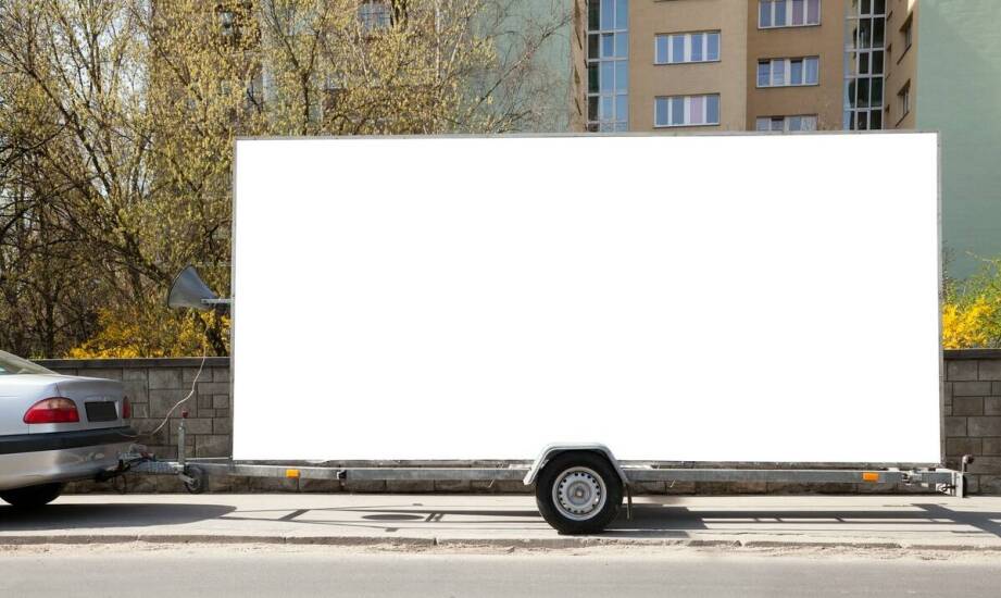 Kiedy jedna lokalna agencja reklamowa wystarczy do obsługi reklamy firmy od projektu po montaż