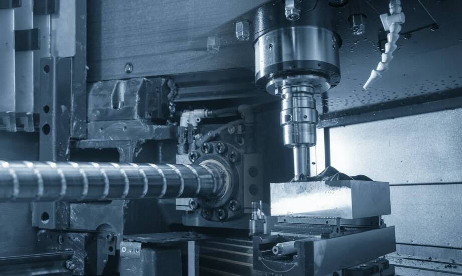 Jak dobrać głowicę frezarską do plotera CNC pod materiał, tempo pracy i serwis