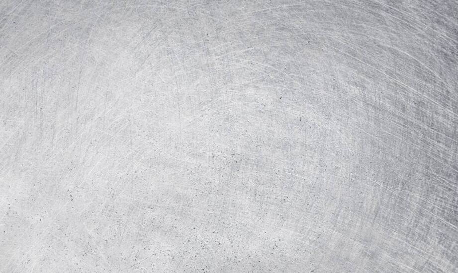 Jak uzyskać jednolitą satynę na aluminium i stali nierdzewnej bez przegrzewania powierzchni