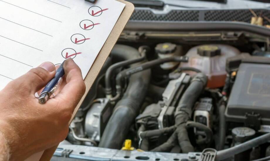 Co przygotować przed oddaniem starego auta do stacji demontażu, by uniknąć braków
